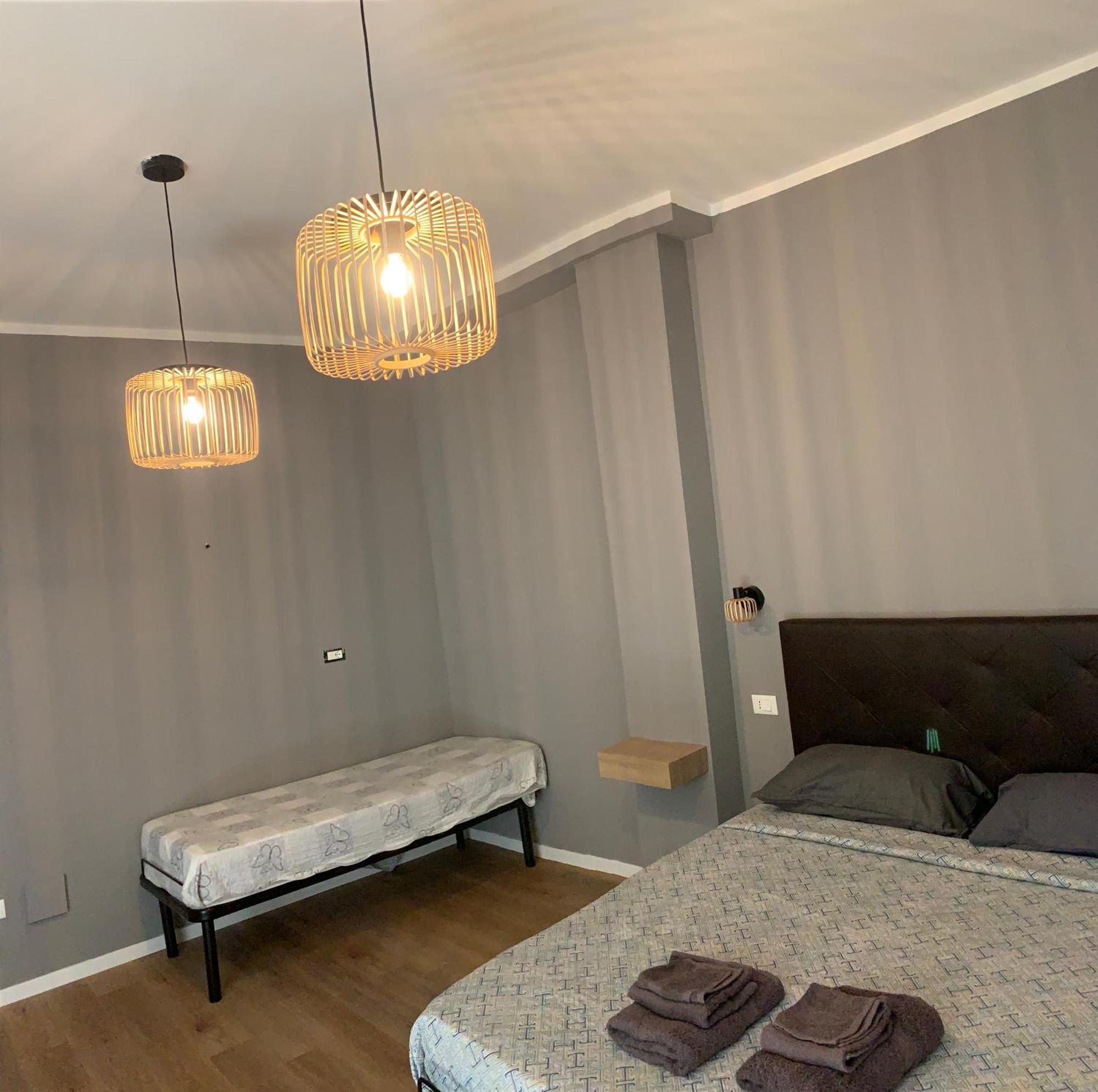 Riva Reno 4 Rooms Bologna Exterior foto